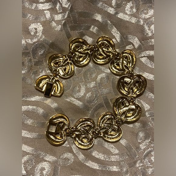 Vintage Costume Heart Panel Bracelet #7674 - Picture 6 of 9